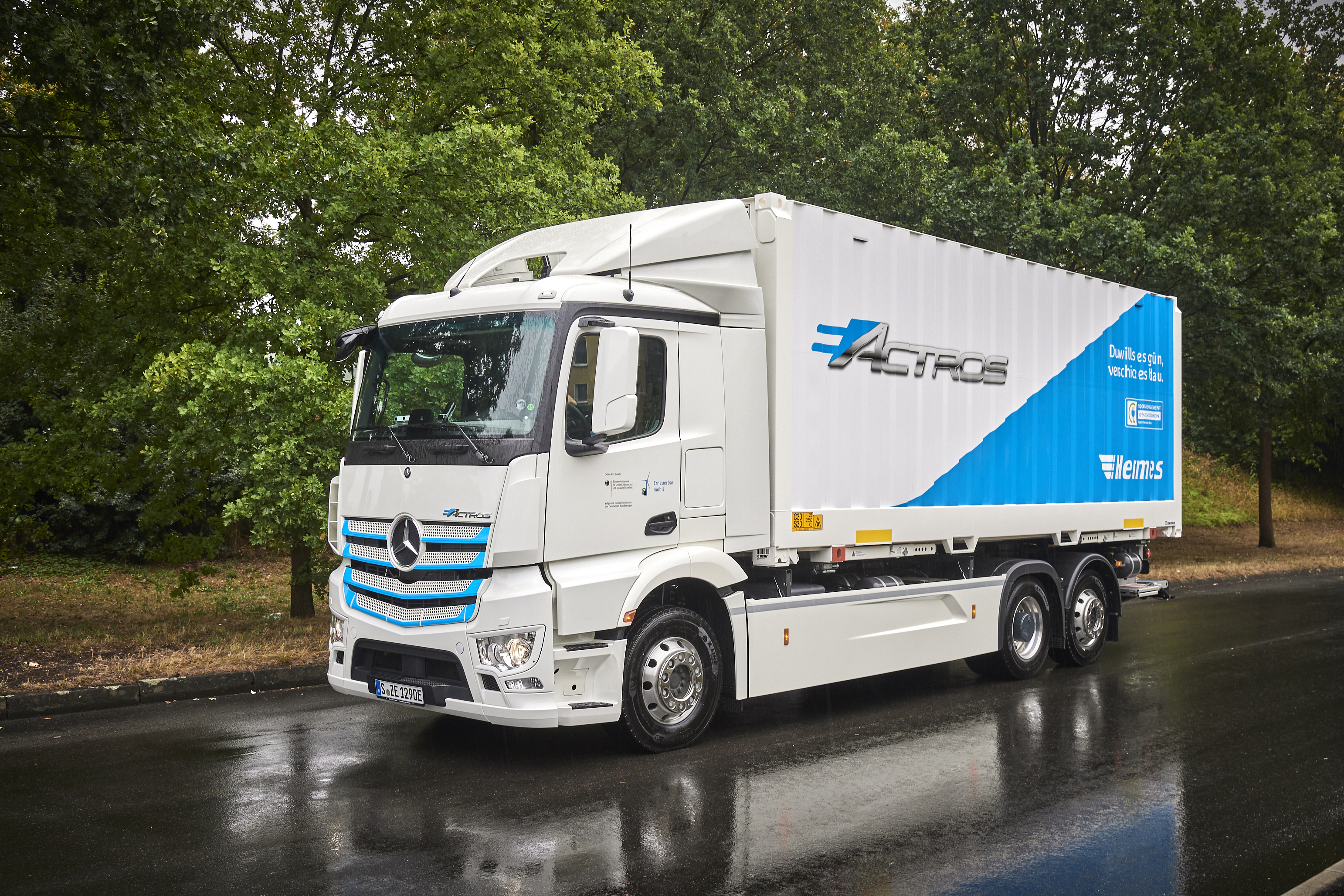 Logistics: Sparking interest in electric trucks | Hermes Newsroom