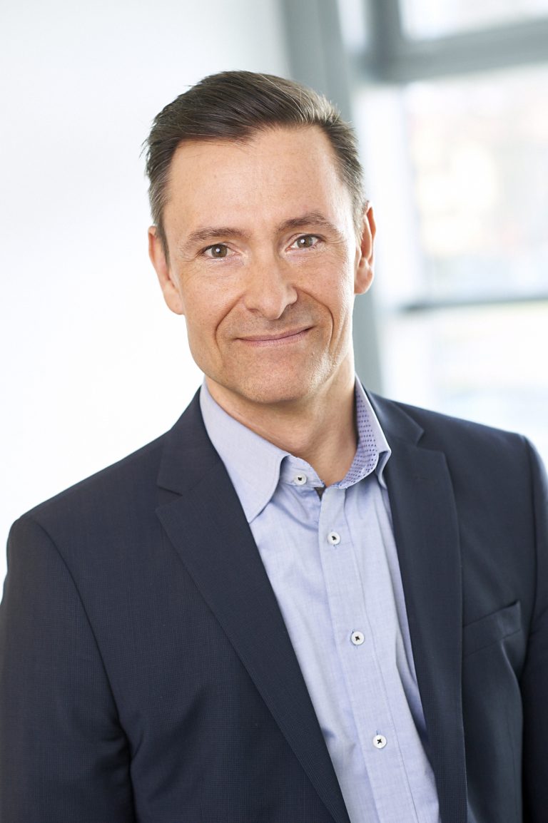 Olaf Schabirosky, CEO Hermes Germany (Foto: Hermes)

porträt geschäftsführer