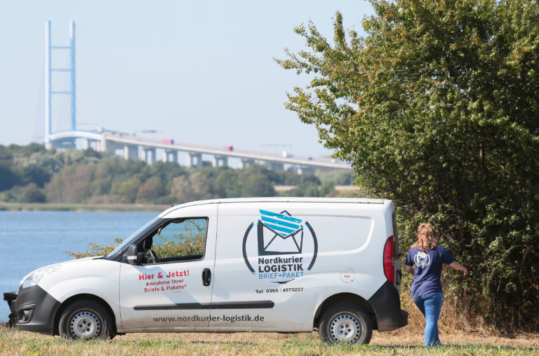 Verbundzustellung von Hermes und Nordkurier (Foto: Hermes)



zustellung, verbundzustellung, nordkurier, mecklenburg-vorpommern,